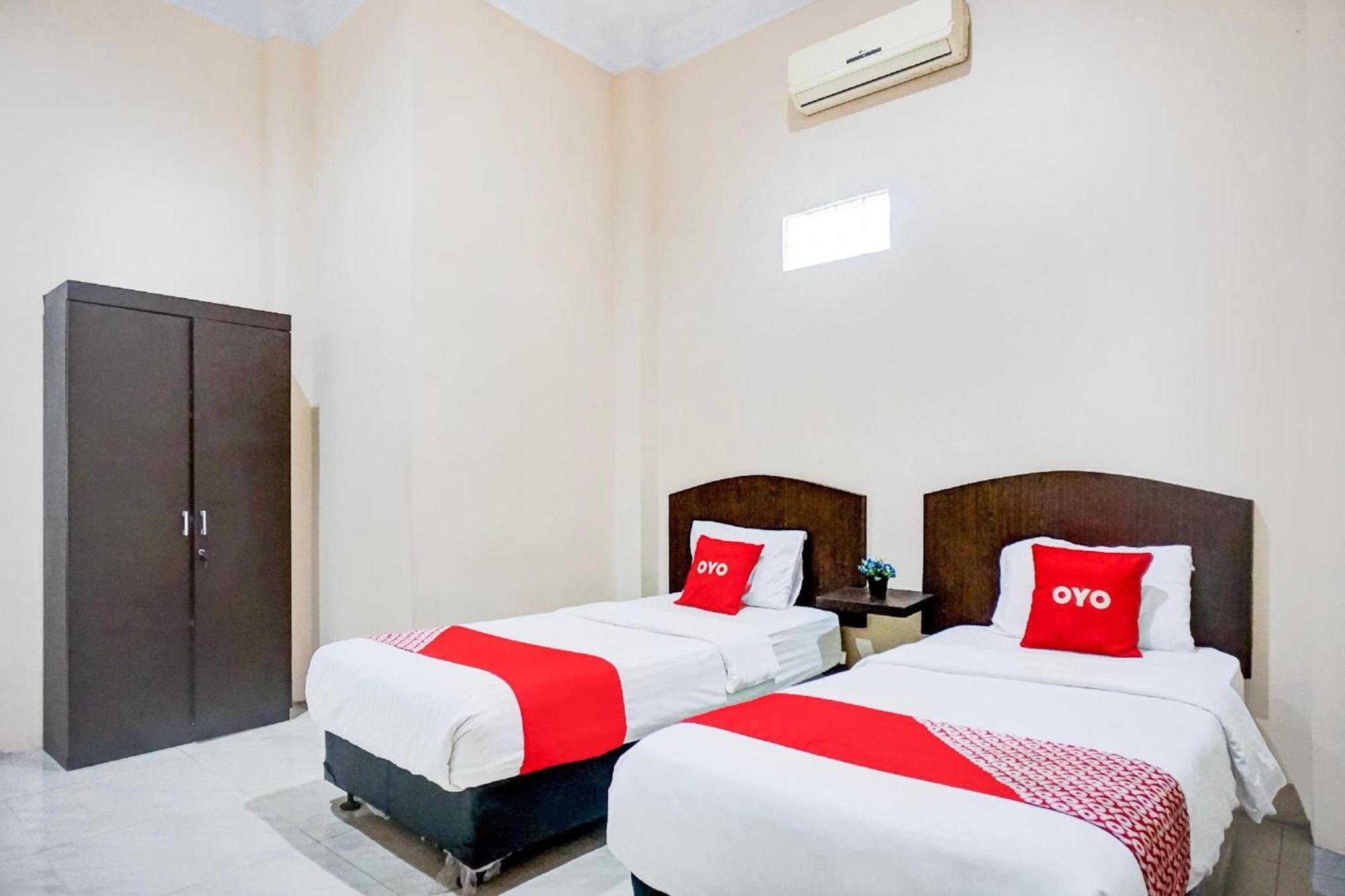 Hotel O Medan City Near Lapangan Benteng Formerly Ralica Residence Exterior foto