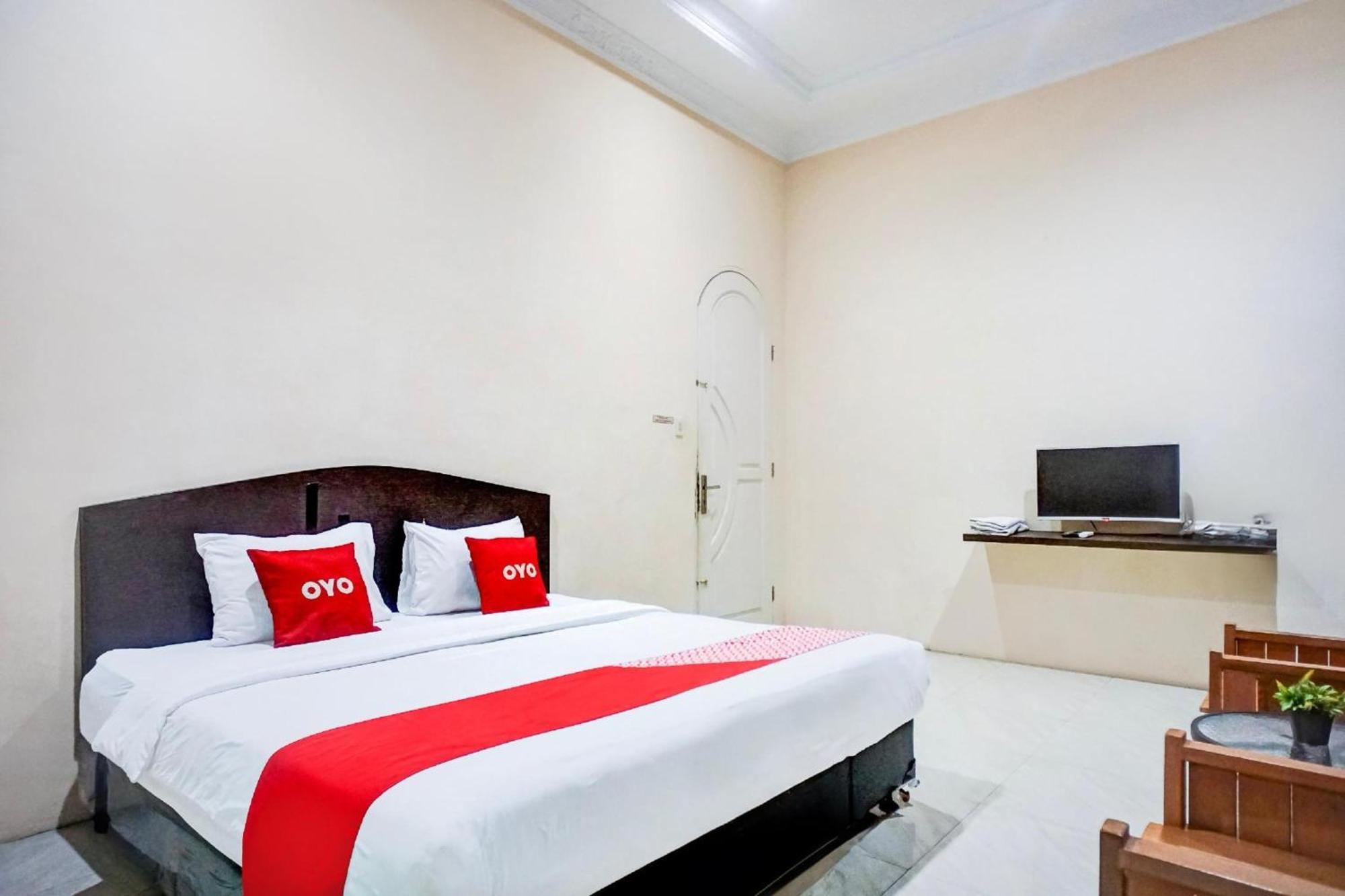 Hotel O Medan City Near Lapangan Benteng Formerly Ralica Residence Exterior foto